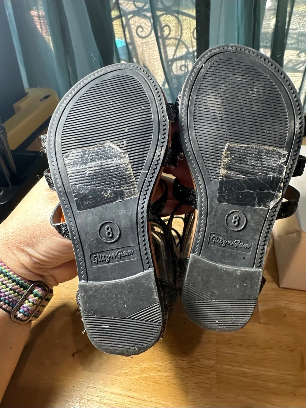 🤩Black Glitter Strappy Gladiator Sandals for Kids - Sparkle Finish. 🎁3